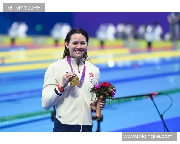 全运会女子100米自由泳：何诗蓓斩获第2金，杨浚瑄后发先至摘银